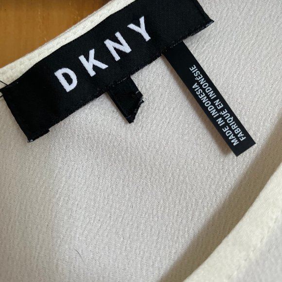 DKNY Cream / Ivory Top - Picture 7 of 8